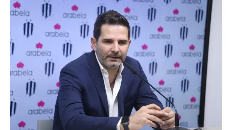 El presidente de Monterrey recibió el contacto de la FMF.