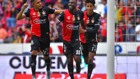 Julián Quiñones reapareció con el Atlas para hacer el gol del triunfo.