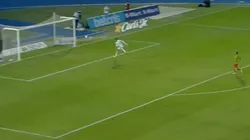 Alfredo Talavera cometió un terrible error ante Querétaro.