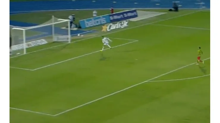 Alfredo Talavera cometió un terrible error ante Querétaro.