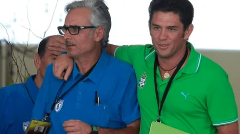 Jesús Martínez y Alejandro Irarragorri en el draft para el torneo Apertura 2012.