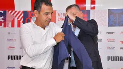 Miguel Arizpe cree que a Ricardo Cadena le está quedando grande Chivas