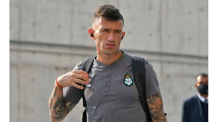 Confirmado: Huevo Lozano se va de Santos Laguna