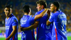 Santiago Giménez sería renovado en Cruz Azul.