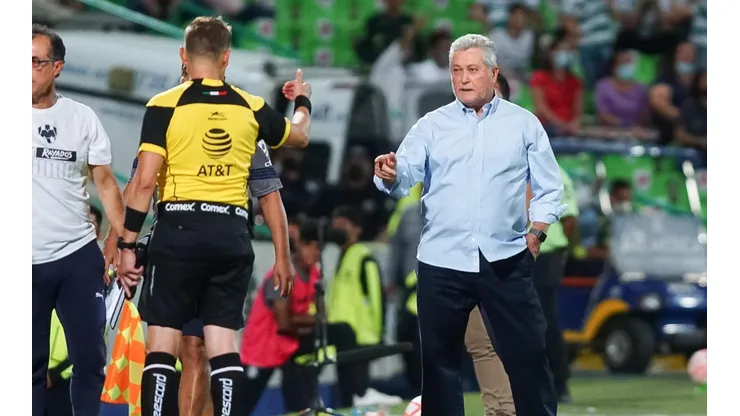 "Penal claro": Vucetich estalló contra el arbitraje