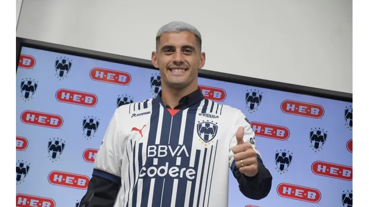 Berterame fue presentado como nuevo jugador de Monterrey.