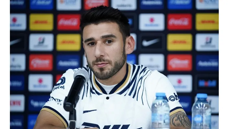 Toto Salvio fue presentado como refuerzo de Pumas UNAM.