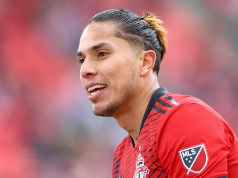 A Carlos Salcedo buscarían tentarlo para volver a la Liga MX