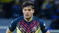 Jorge Meré podría salir del América.