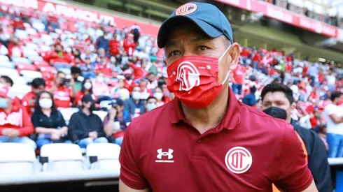 Ignacio Ambriz, con la obligación de tener un Toluca protagonista.