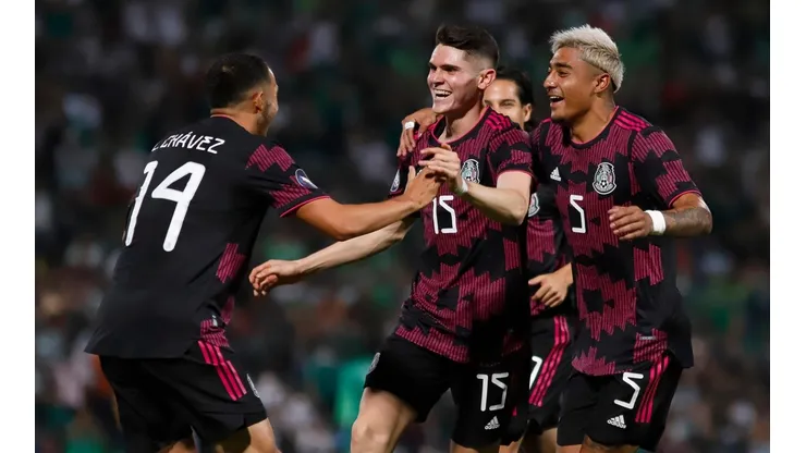 Israel Reyes ya se puso la playera de México