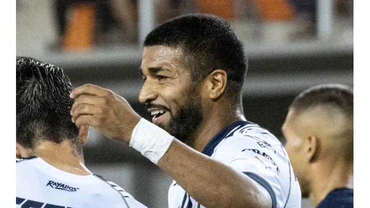 Rodrigo Aguirre con Rayados rumbo al Apertura 2022