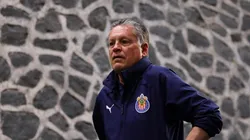 León madrugó a Chivas con el fichaje de un delantero