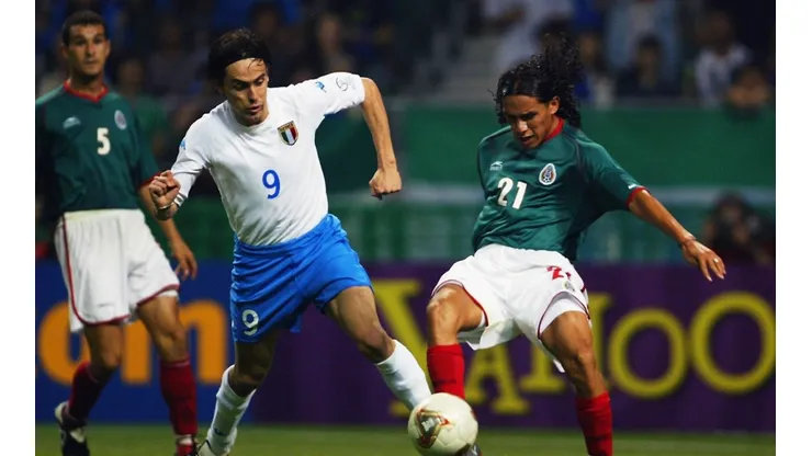 México sumó un empate ante Italia en Corea-Japón 2002.