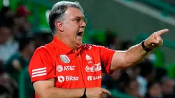 Tata Martino seguirá probando futbolistas en ataque para El Tri