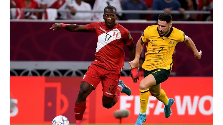 Luis Advíncula fue uno de los señalados tras la derrota de Perú ante Australia.
