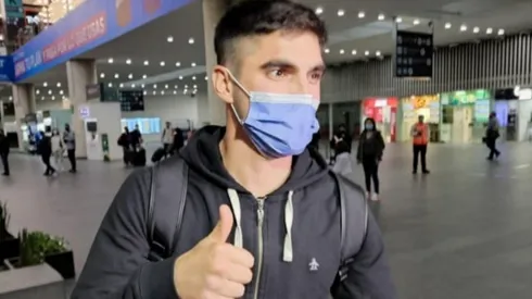 Gustavo Del Prete llegó a la Ciudad para completar su fichaje.