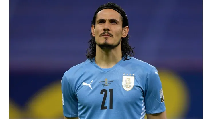 El uruguayo Edinson Cavani podría llegar a la Liga MX