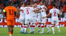 Polonia rescató un empate como visitante ante Países Bajos.