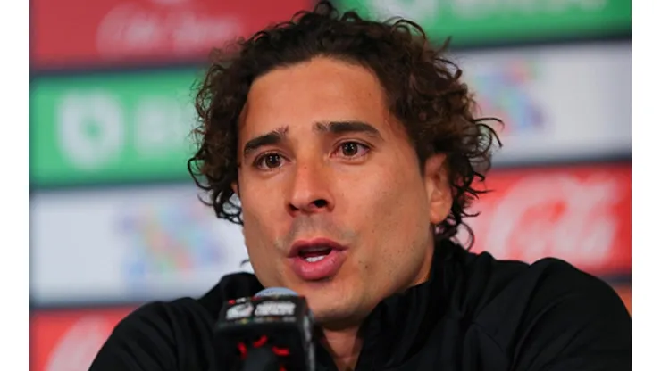 Memo Ochoa cree que será clave mejorar la relación entre México y la afición previo al Mundial