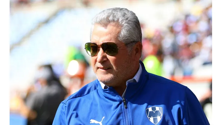 Vucetich, cerca de reforzar su plantilla con un delantero.