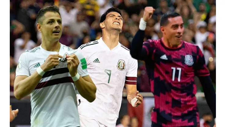La afición pide a Chicharito y Funer Mori.