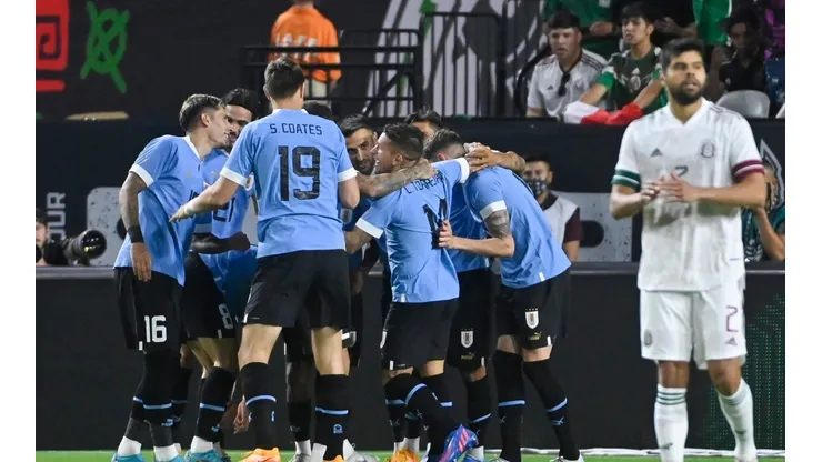 México sufrió una dolorosa goleada ante Uruguay.