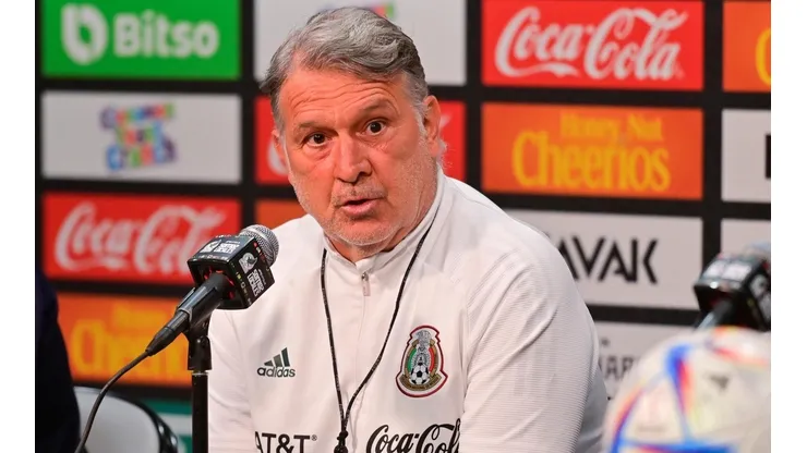 Gerardo el Tata Martino en conferencia de prensa en Glendale, Arizona.