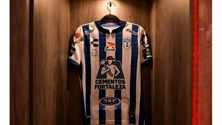 Un jersey del Pachuca podría ir a la colección de Lionel Messi.