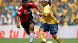 Luis Robles contra Salvador Cabañas en los Cuartos de Final del Clausura 2007.