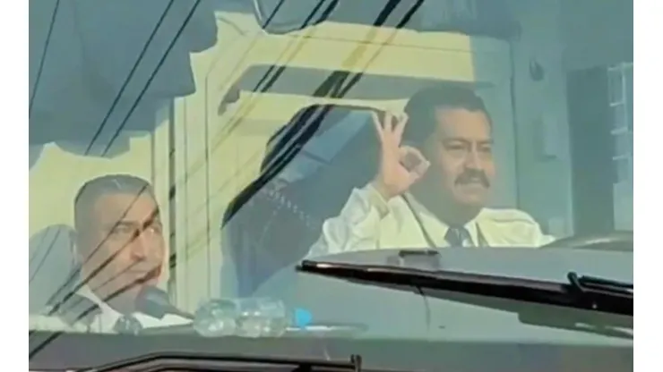 El conductor del Atlas no se achicó ante los abucheos de la afición de Tigres.