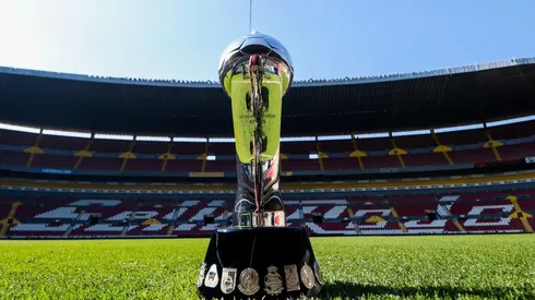 El tan preciado trofeo de la Liga MX, con un equipo que hace mucho que no puede obtenerlo.