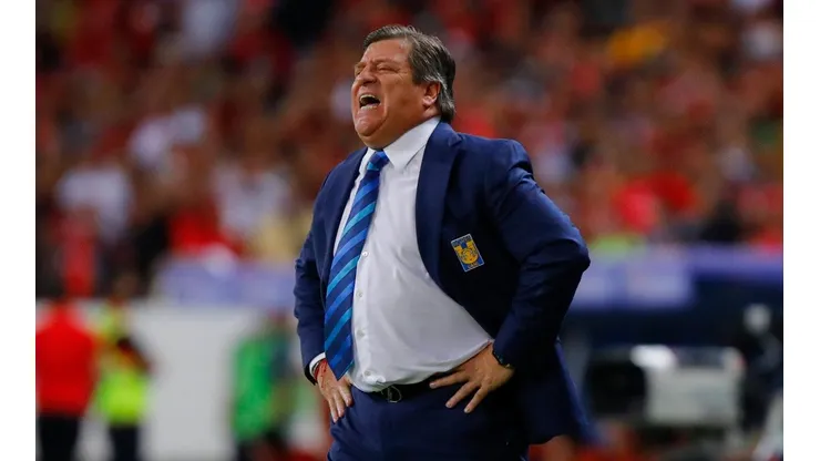 Piden la salida de Miguel Herrera.