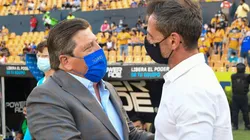 Miguel Herrera y Diego Cocca, frente a frente.