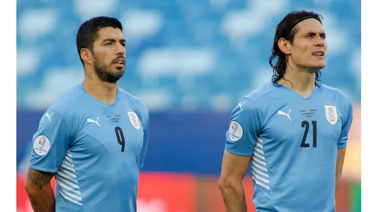 Suárez y Cavani fueron incluidos por Diego Alonso en su lista de convocados