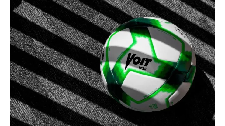 El balón de la Liguilla de la Liga MX.