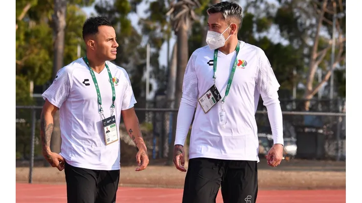 Luis Montes y Rubens Sambueza en el Juego de Estrellas de 2021.