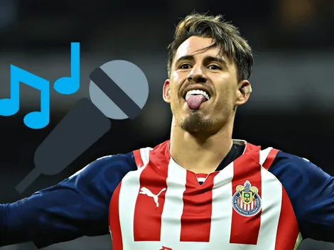 VIDEO: Ganó con Chivas y se lució cantando con los Perdidos de Sinaloa