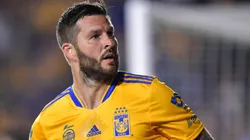 ¿Por qué tan elegante? Así se vistió André-Pierre Gignac para celebrar el título de goleo