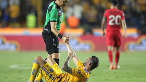 ¡Gignac asustó a todos! El francés sufrió mareos al término de Tigres-Toluca