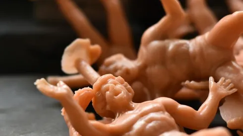 Luchadores desenmascarados, nuevos juguetes luchísticos. (Foto: Getty Images)