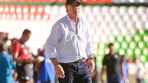 ¿Borrados? Ariel Holan sorprendió al excluir a tres referentes de León