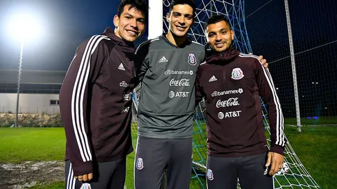 La delantera titular de México: Hirving Lozano, Raúl Jiménez y Jesús Corona.