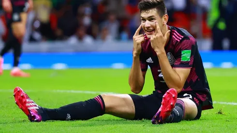 Montes ubicó a Dibu Martínez y amenazó a Messi