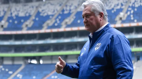 Víctor Manuel Vucetich deberá definir a qué extranjero darle las gracias