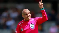 Chacón conduce un BMW 330 que oscila en los 724 mil 900 pesos.