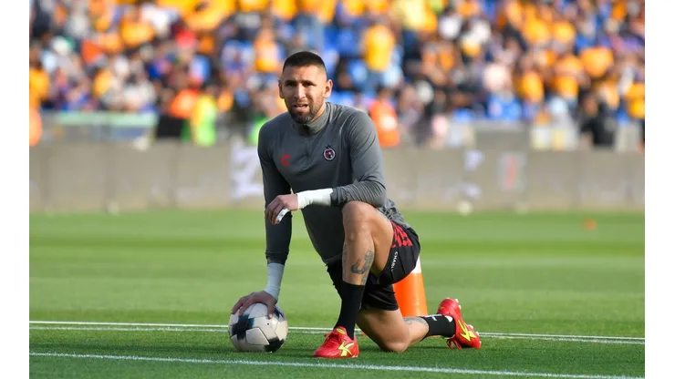¡Los mandó a callar! El doble gesto de Jonathan Orozco tras ser silbado por la afición de Tigres