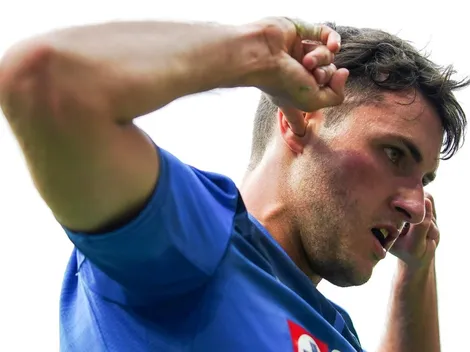 Santiago Giménez le contestó a quienes creen que se siente argentino