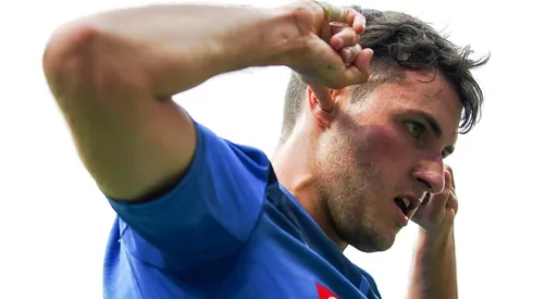 Dura de respuesta Santiago Giménez a quienes creen que se siente argentino