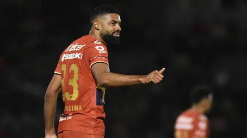 Diogo anotó el 1-0 tras el blooper del portero de Juárez.